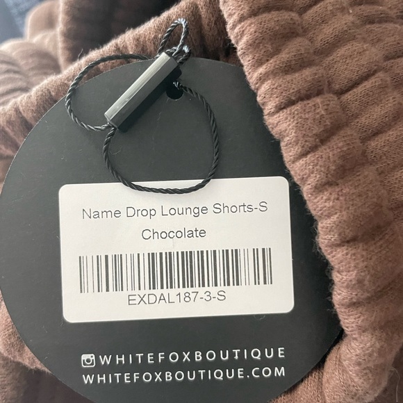 White fox boutique Lounge Shorts in Chocolate "Name Drop" - Picture 8 of 8